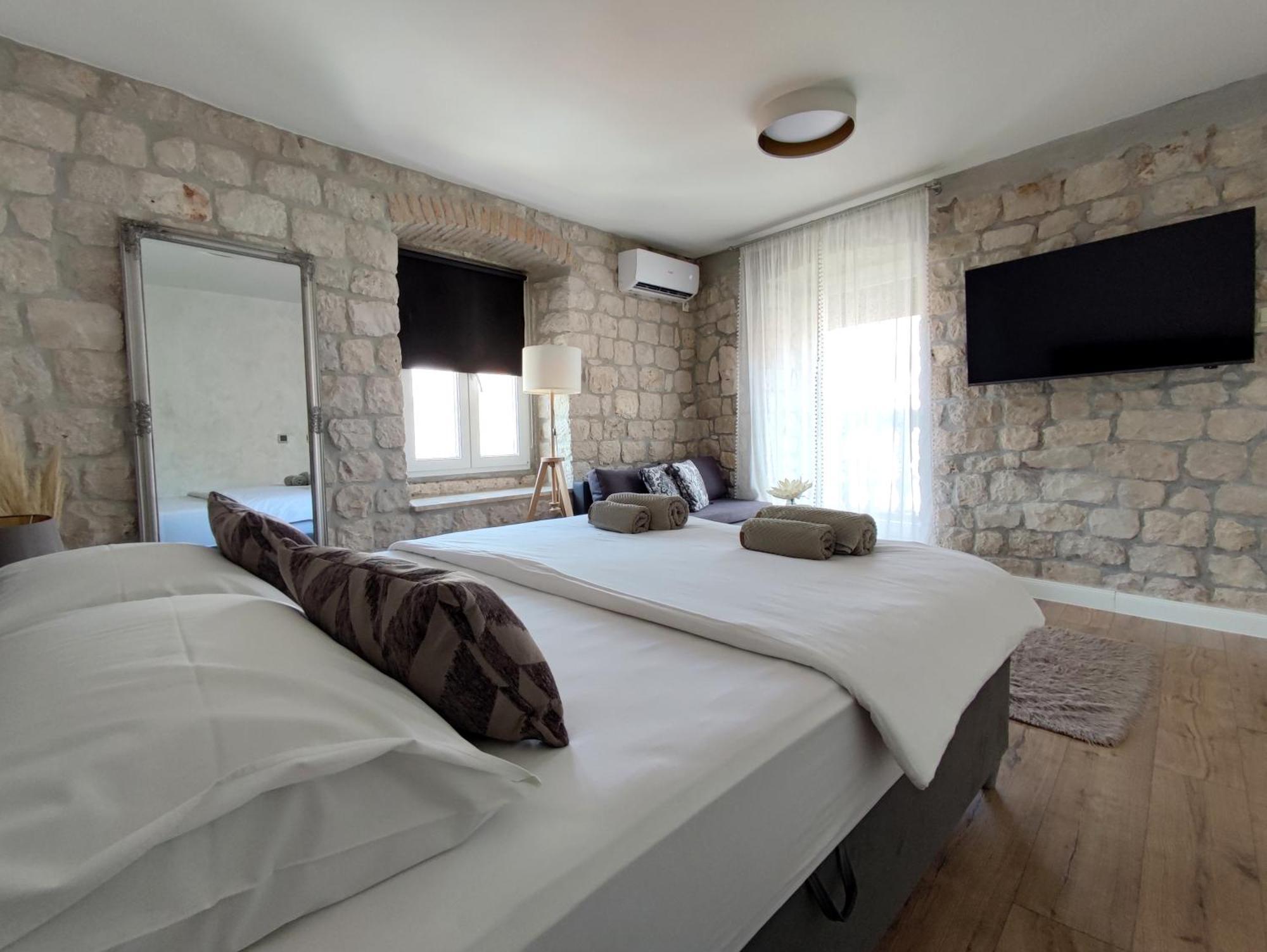 Guest House Klaudija Trogir Kültér fotó